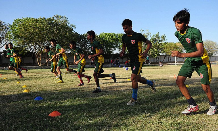 Standard Chartered partners with Karachi United and launches Youth ...