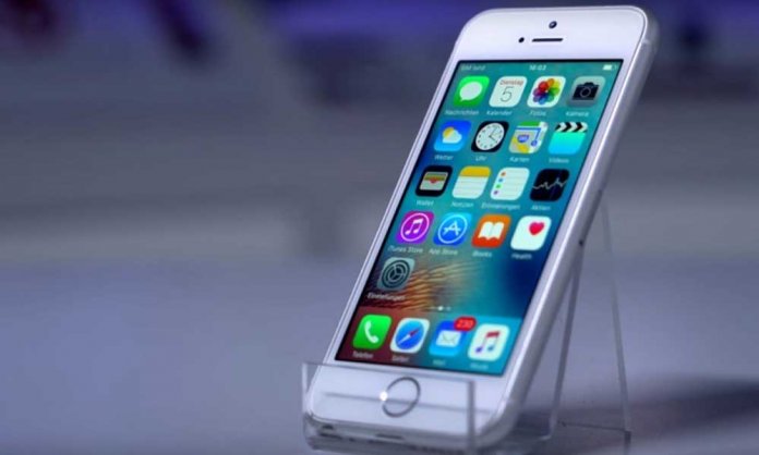 Apple discontinues iphone 6