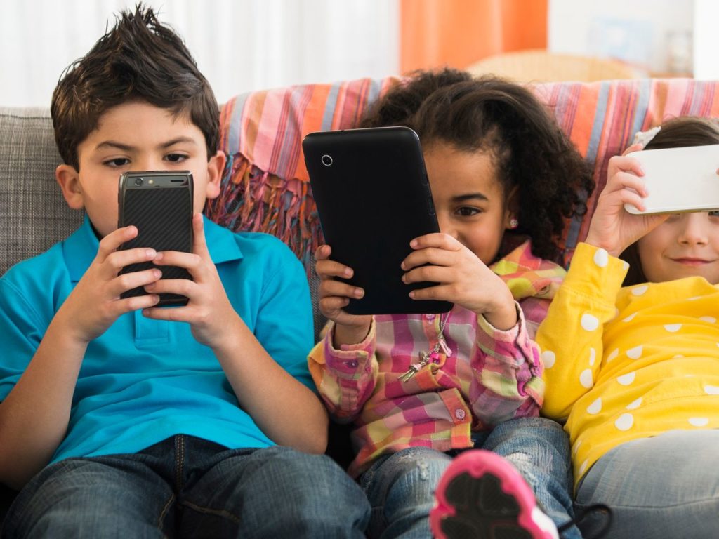 What Is The Right Age For A Child To Get A Smartphone?