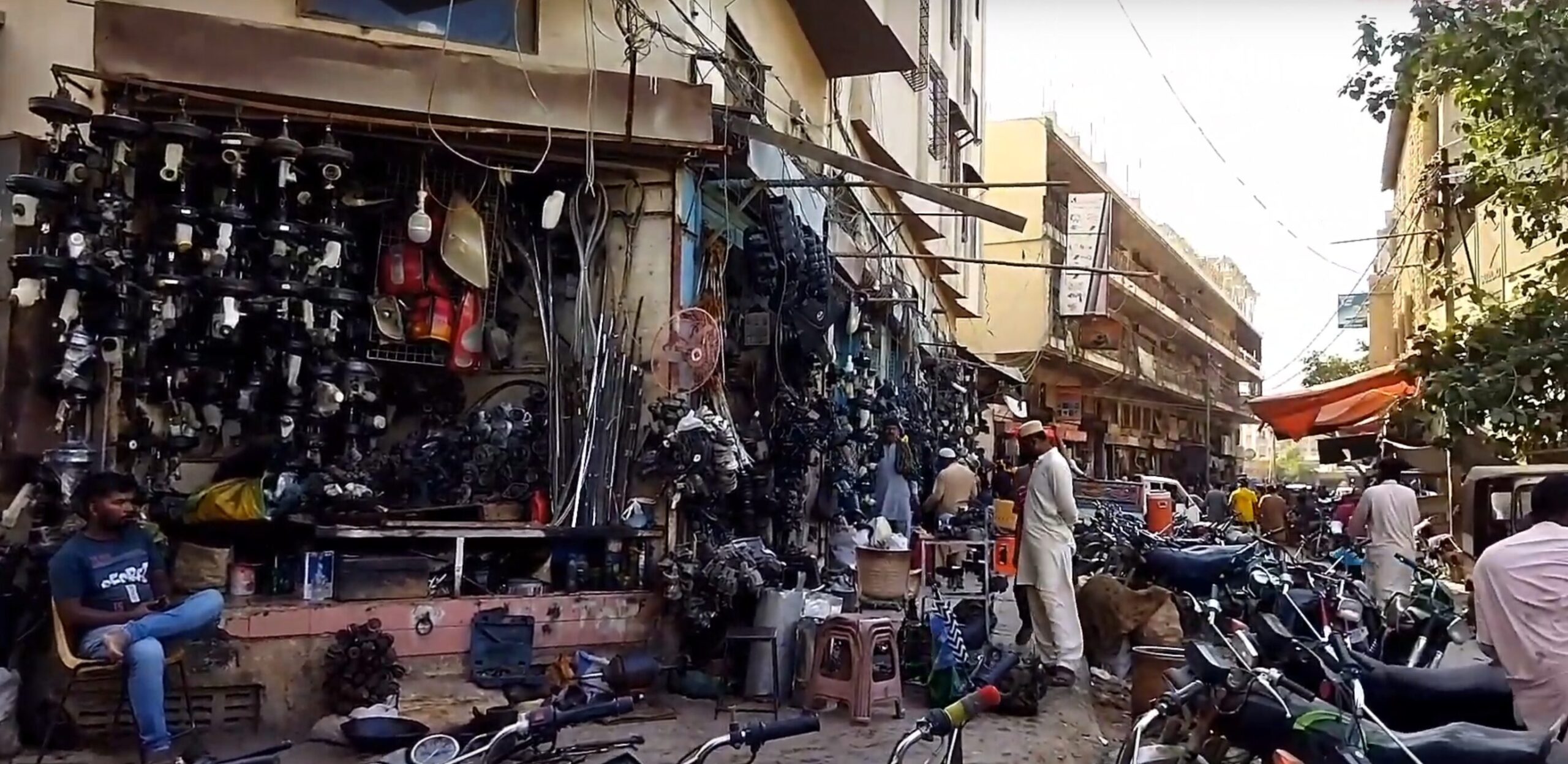 Spare Parts Market Saddar