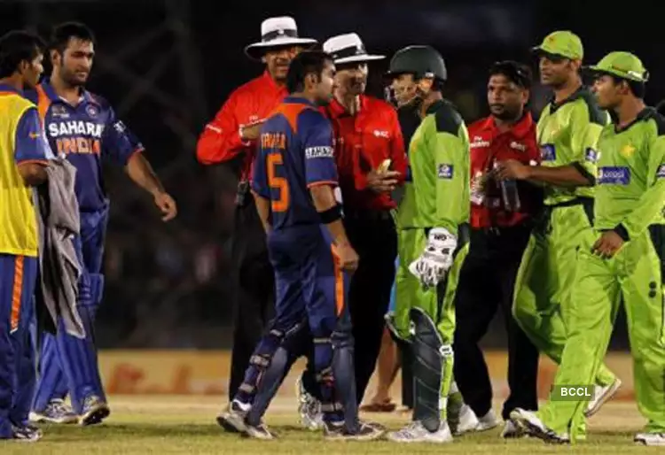 five-most-heated-player-clashes-in-cricket