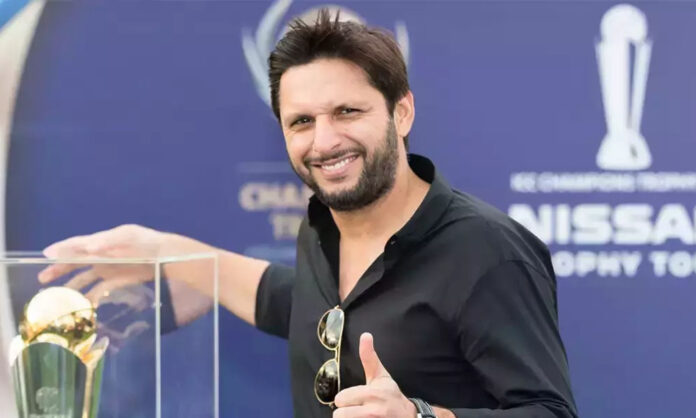 shahid-afridi-breaks-silence-on-joining-politics