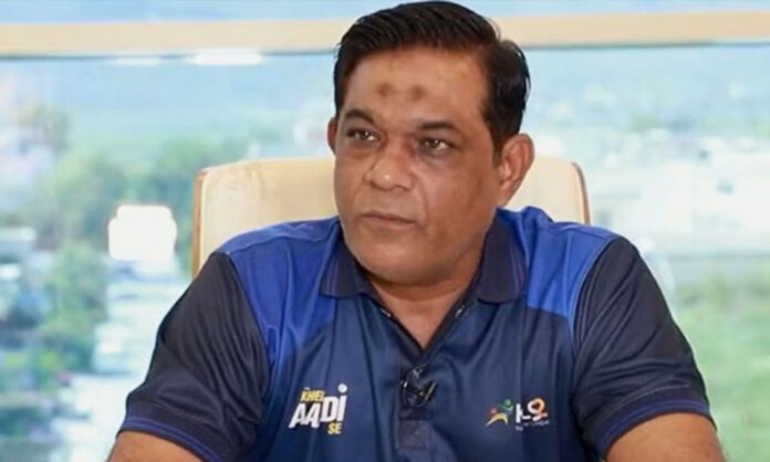 rashid-latif-sounds-the-alarm-is-pakistan-cricket-in-the-icu