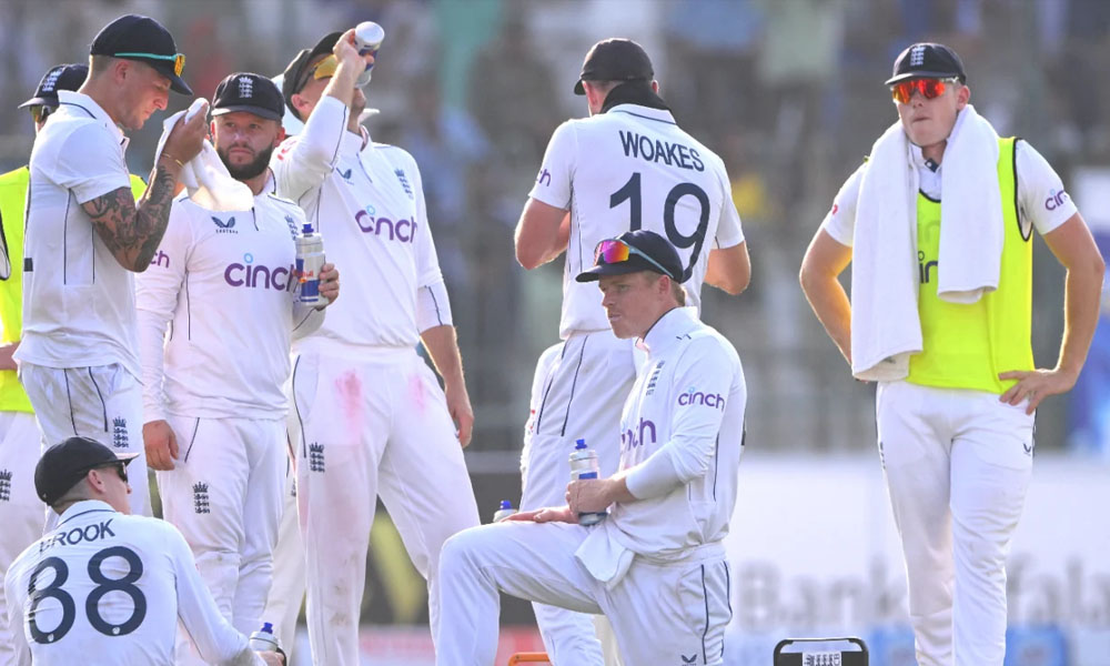 england-legends-multan-pitch-after-pakistan-pile-runs