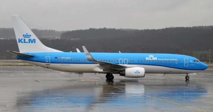 KLM Boeing 737 Skids Off Runway in Norway, No Injuries Reported