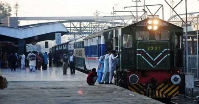 power restored after KE cuts supply to Pakistan Railways