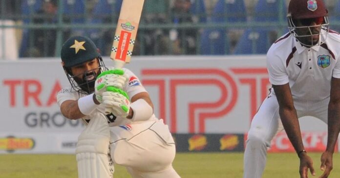 Pakistan at 143-4 After Day One in Multan Test