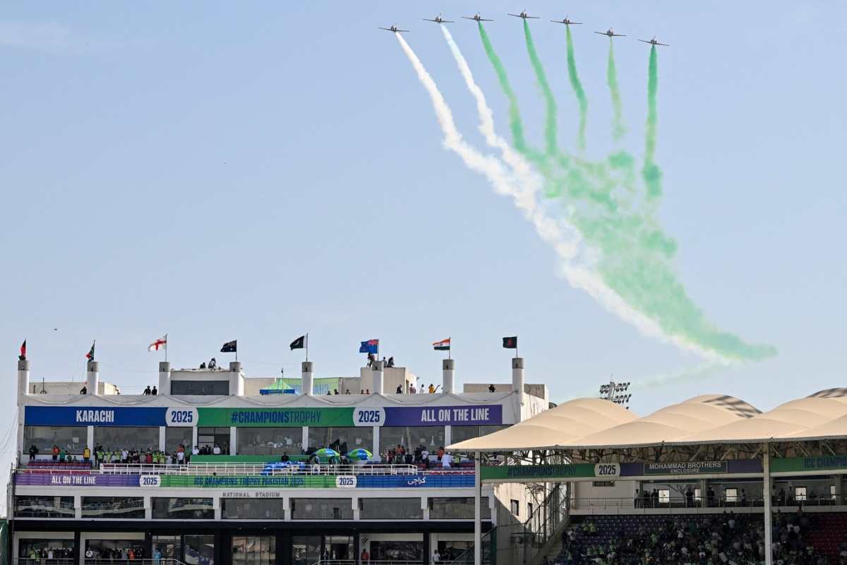 Sherdil squadron aerobatic display at ICC 2025