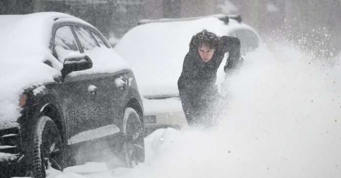 Winter Storm Threatens 110 Million in US With Severe Snow