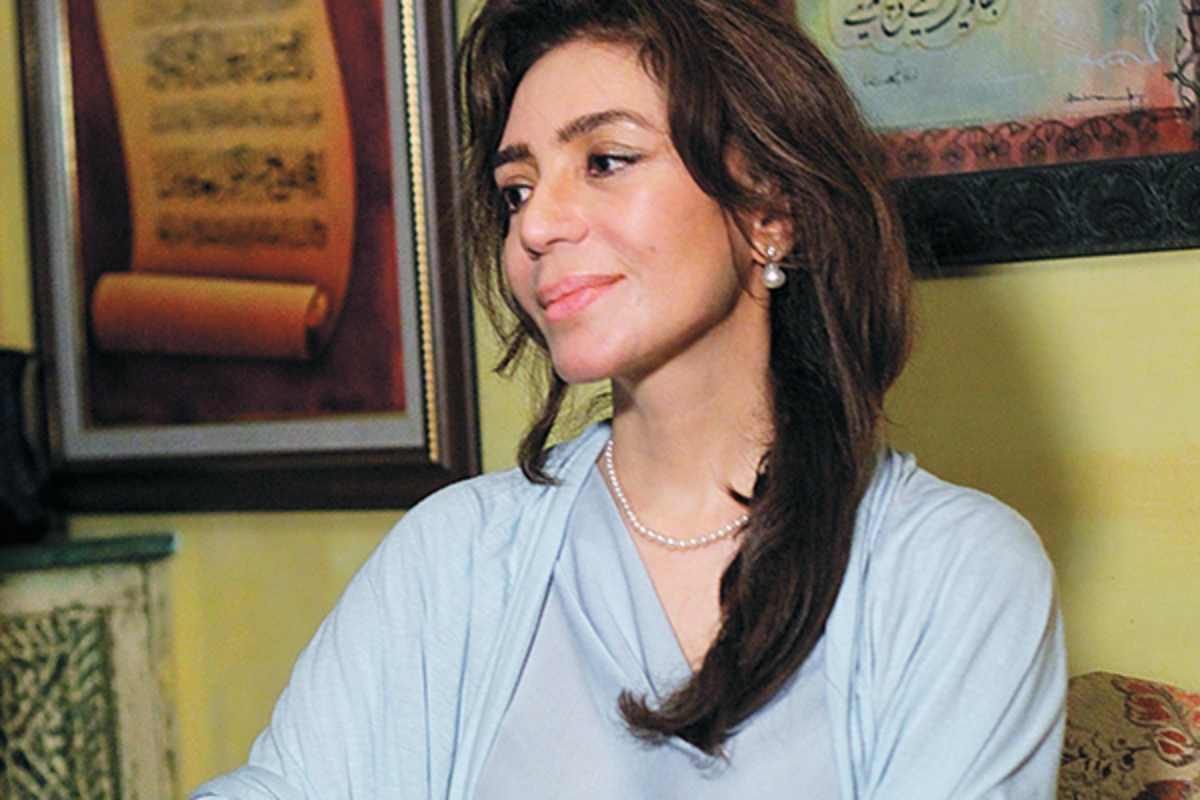 Tehmina Durrani (1953– )