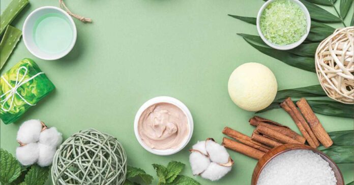 5 Natural Ingredients for a Healthy and Glowing Skin